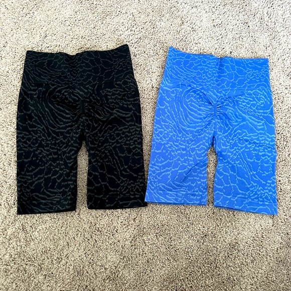 ‼️🔥GYMSHARK CYCLING SHORTS‼️🔥 - Picture 2 of 5